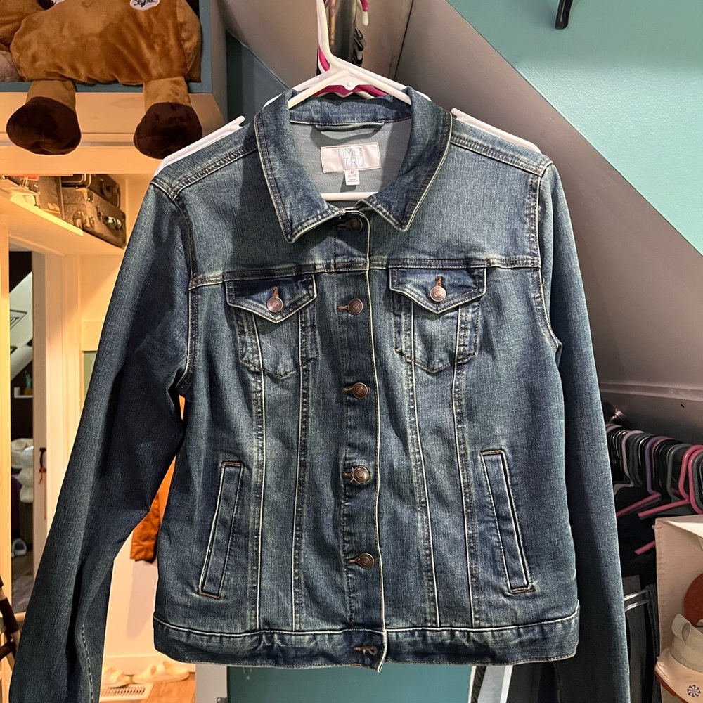 Time and Tru Blue Jean Jacket with Vintage Appeal